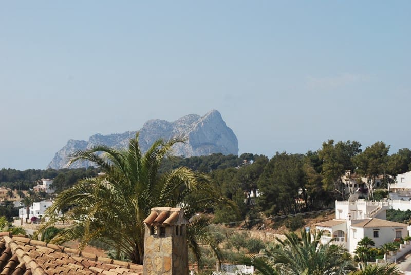 Chalet de 6 habitaciones en Benissa en venta - 595.000 € (Ref: 8017984)