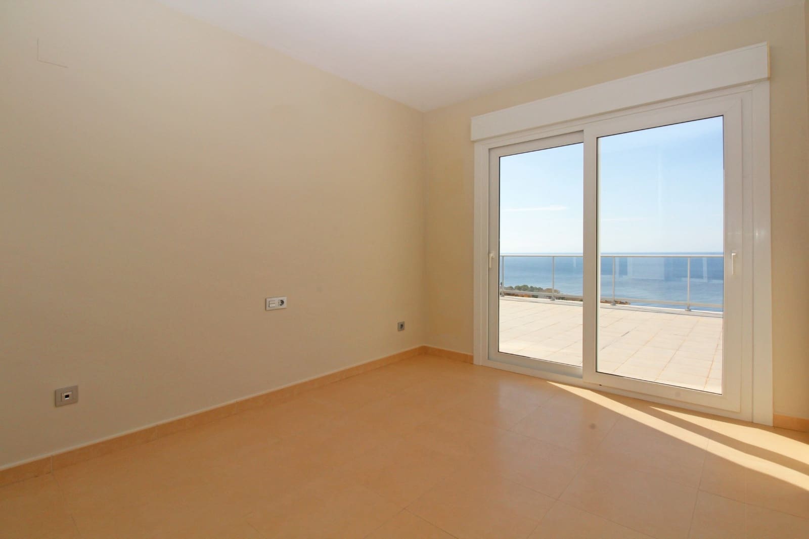 2 soveværelse Lejlighed til salg i Altea - € 435.000 (Ref: 8017988)