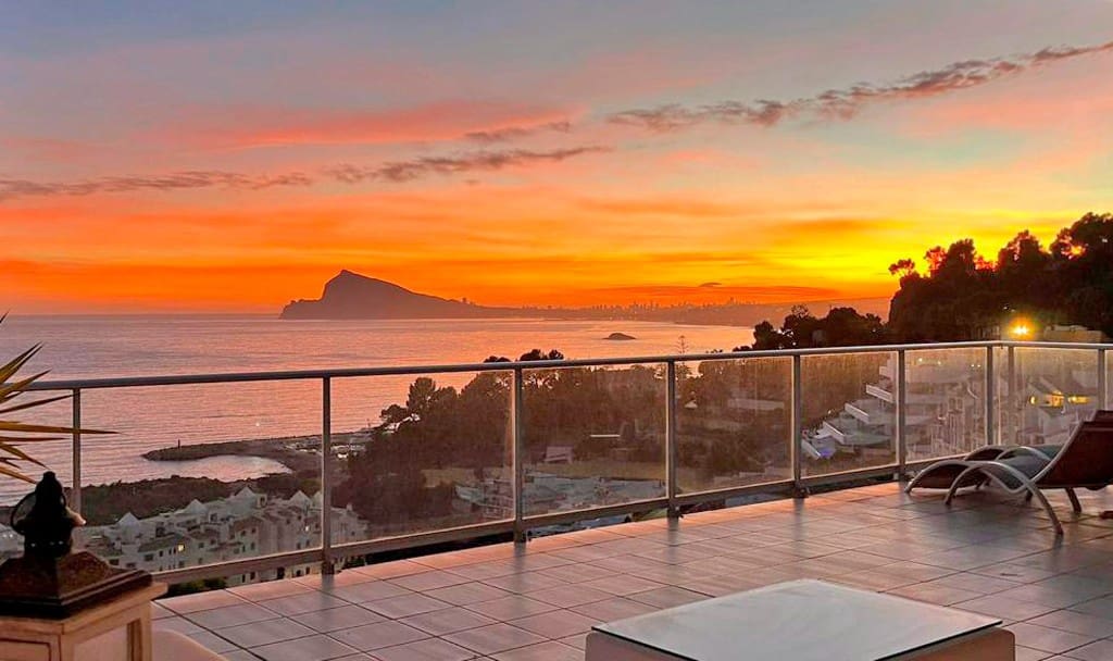 2 soveværelse Lejlighed til salg i Altea - € 435.000 (Ref: 8017988)