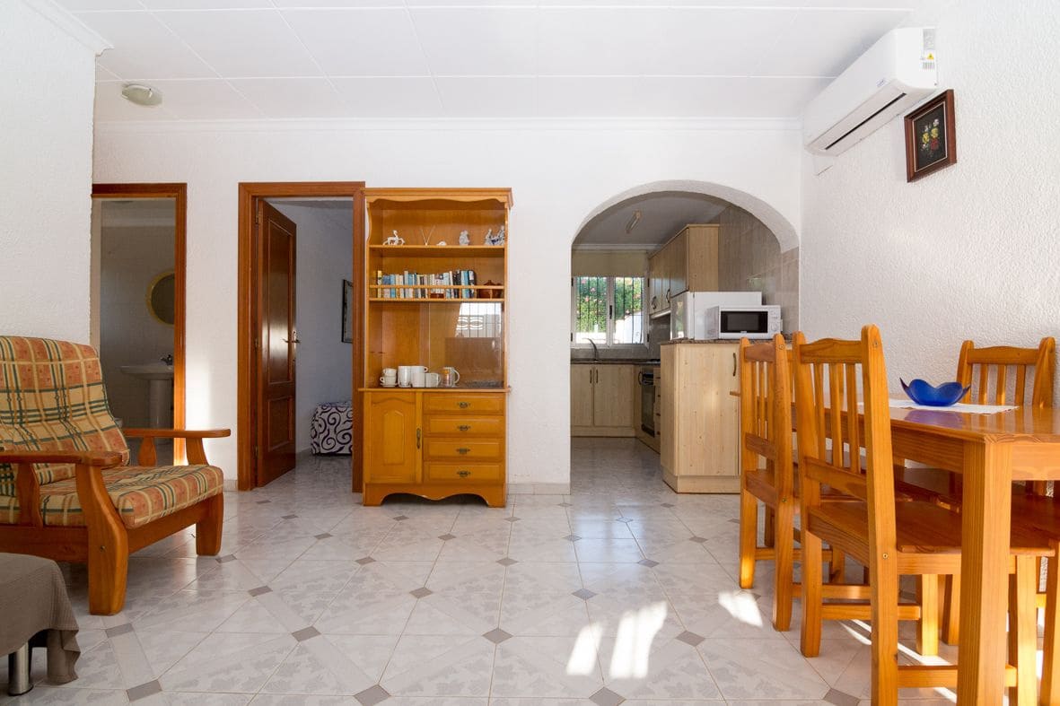 8 quarto Moradia para venda em Denia com piscina garagem - 800 000 € (Ref: 8018008)