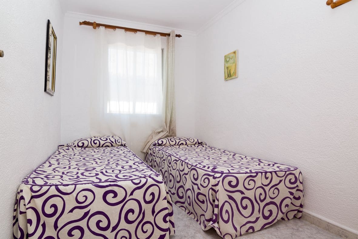 8 quarto Moradia para venda em Denia com piscina garagem - 800 000 € (Ref: 8018008)