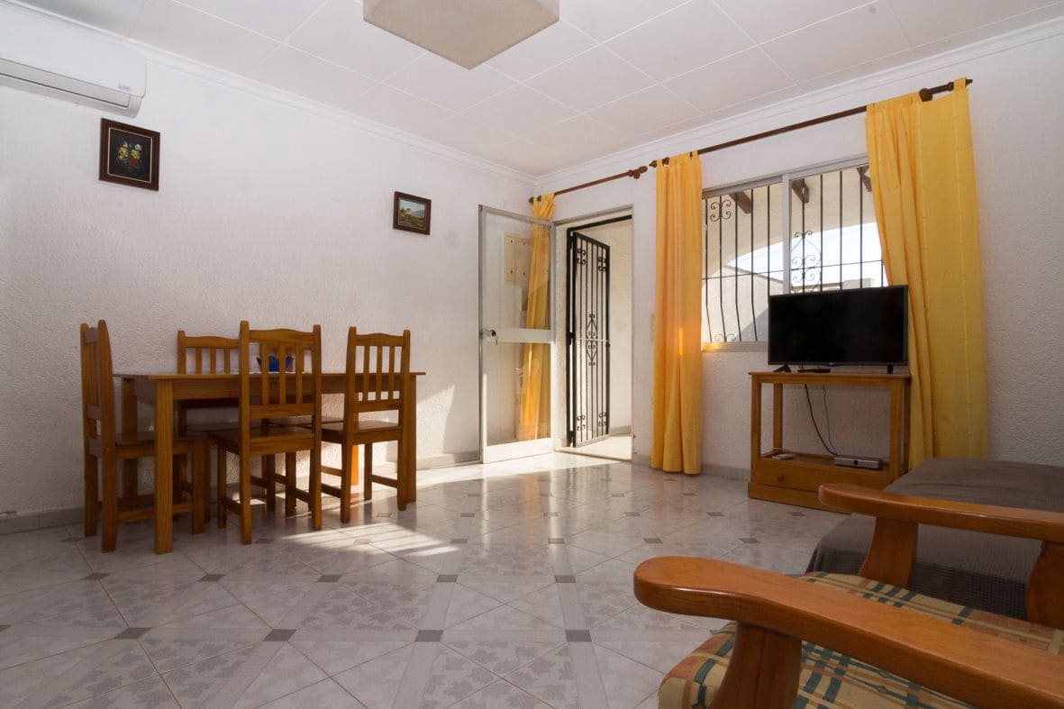 8 quarto Moradia para venda em Denia com piscina garagem - 800 000 € (Ref: 8018008)