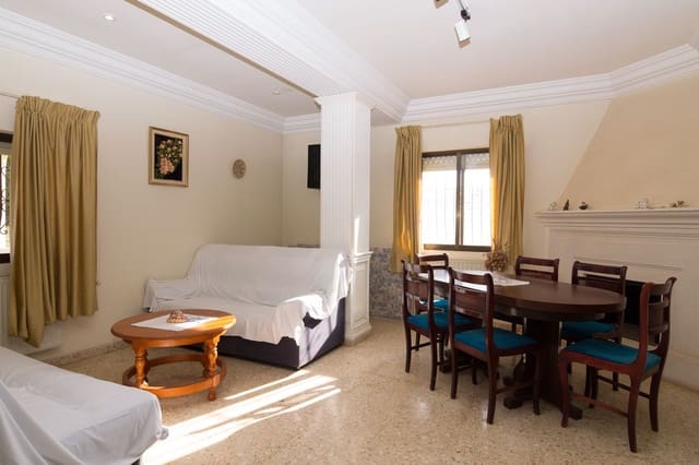 8 quarto Moradia para venda em Dénia com piscina garagem - 800 000 € (Ref: 8018008)