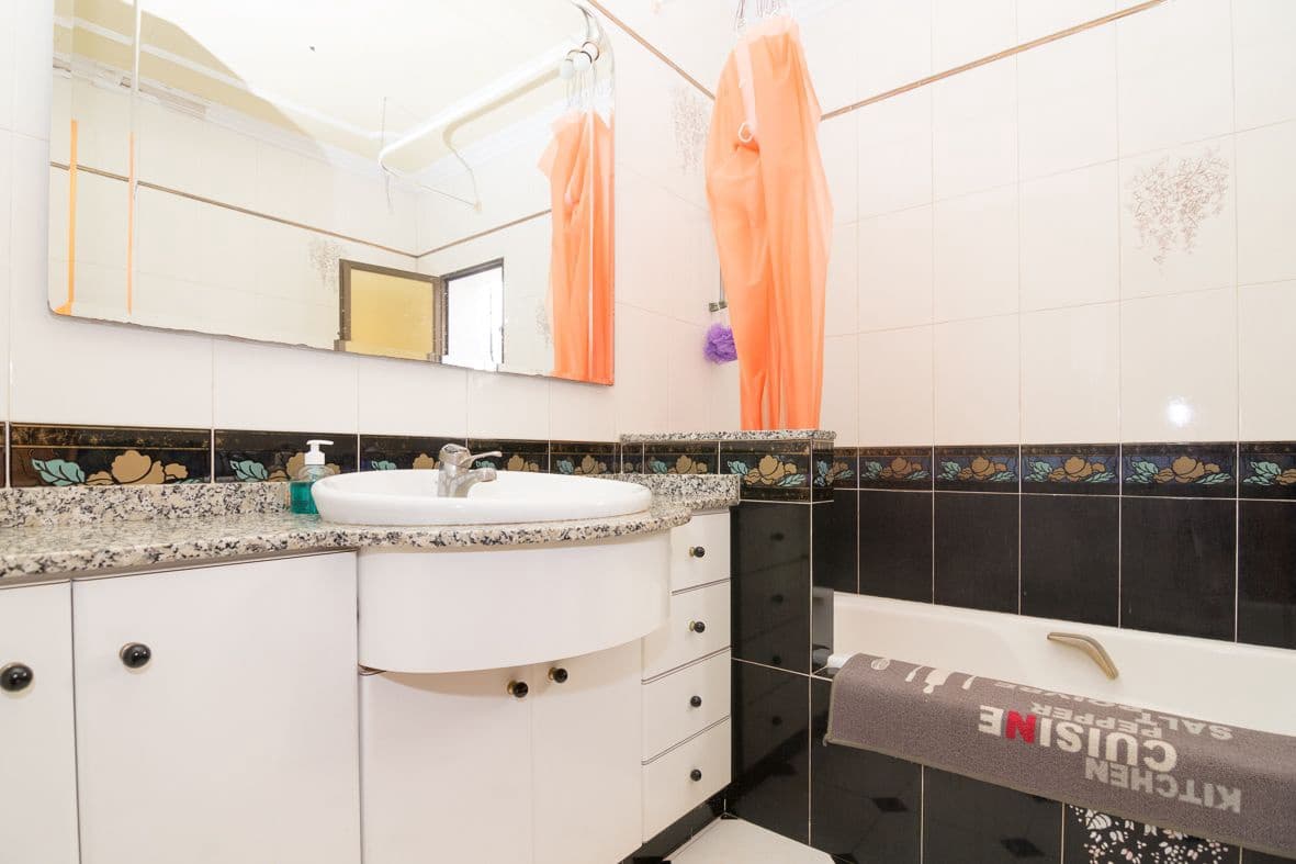 8 quarto Moradia para venda em Denia com piscina garagem - 800 000 € (Ref: 8018008)