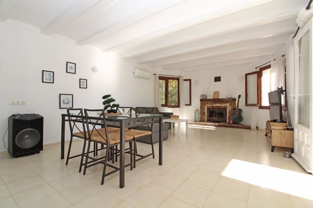 2 bedroom Villa for sale in Moraira, Teulada-Moraira - € 530,000 (Ref: 8018010)