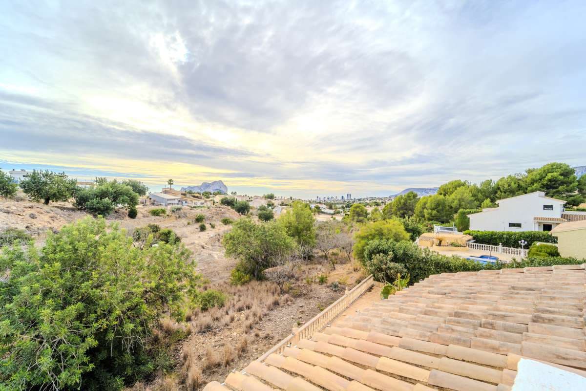 Chalet de 5 habitaciones en Calpe / Calp en venta con piscina - 545.000 € (Ref: 8018011)