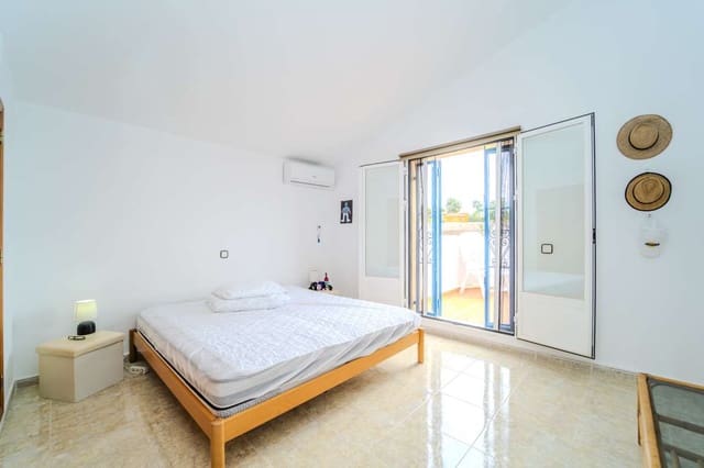 5 soveværelse Villa til salg i Cometa - Carrió, Calpe / Calp med swimmingpool - € 545.000 (Ref: 8018011)