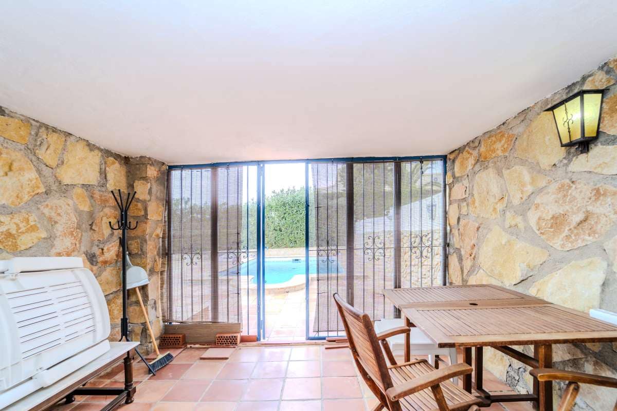 Chalet de 5 habitaciones en Calpe / Calp en venta con piscina - 545.000 € (Ref: 8018011)
