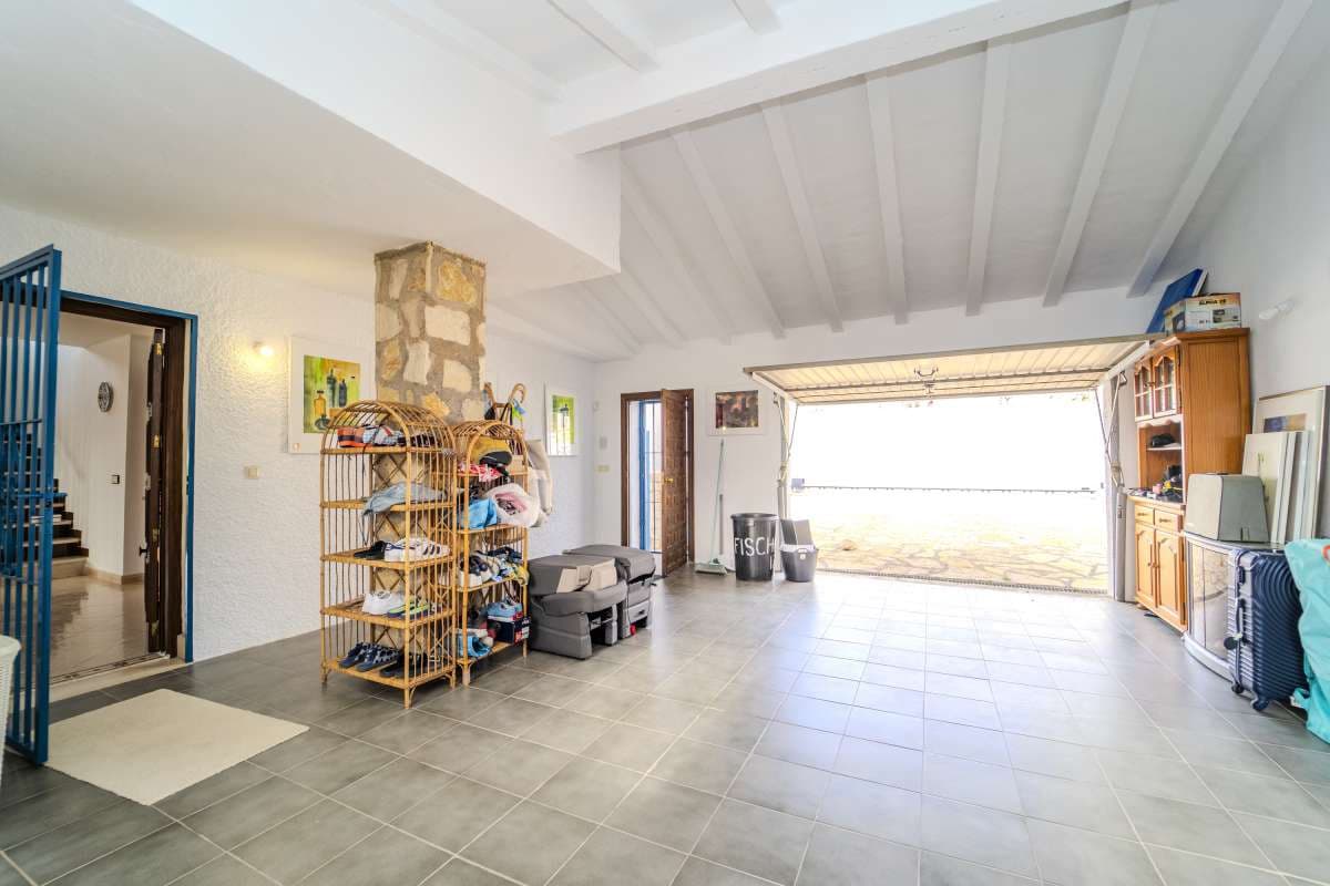 Chalet de 5 habitaciones en Calpe / Calp en venta con piscina - 545.000 € (Ref: 8018011)