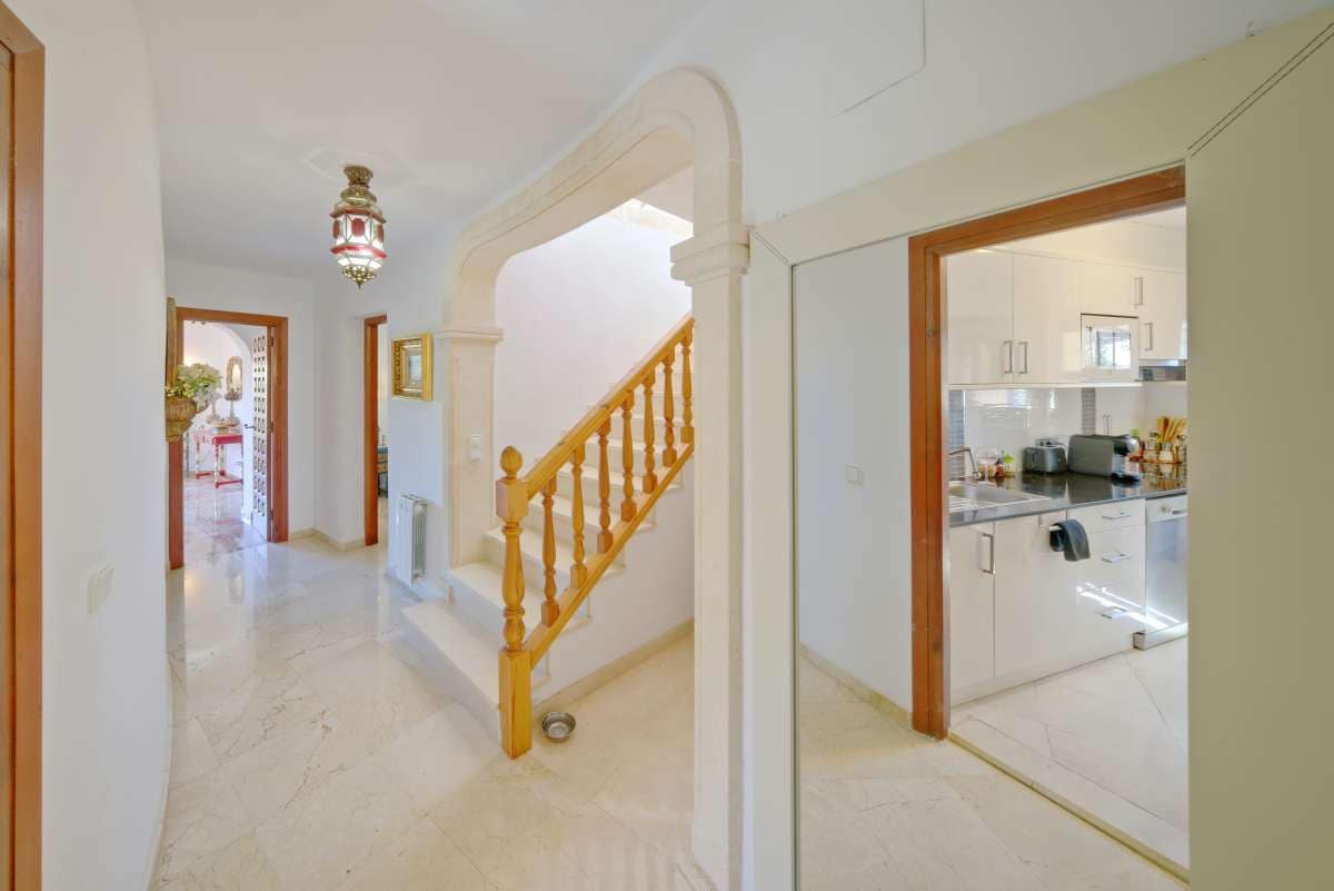 4 soveværelse Villa til salg i Calpe / Calp med swimmingpool - € 990.000 (Ref: 8018020)