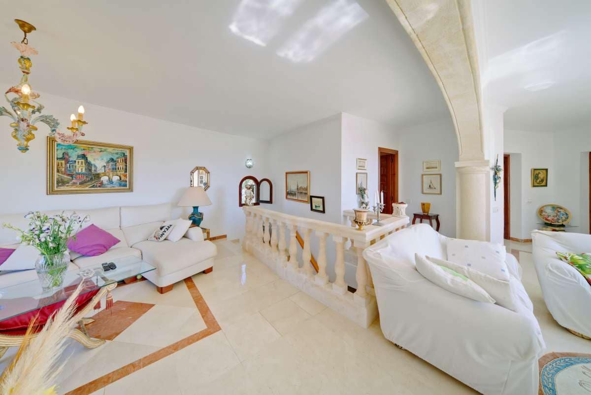 4 soveværelse Villa til salg i Calpe / Calp med swimmingpool - € 990.000 (Ref: 8018020)