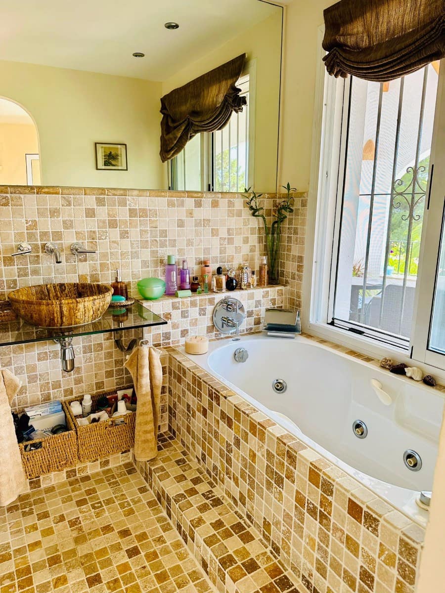 5 makuuhuone Huvila myytävänä paikassa Moraira mukana uima-altaan - 895 000 € (Ref: 8034250)