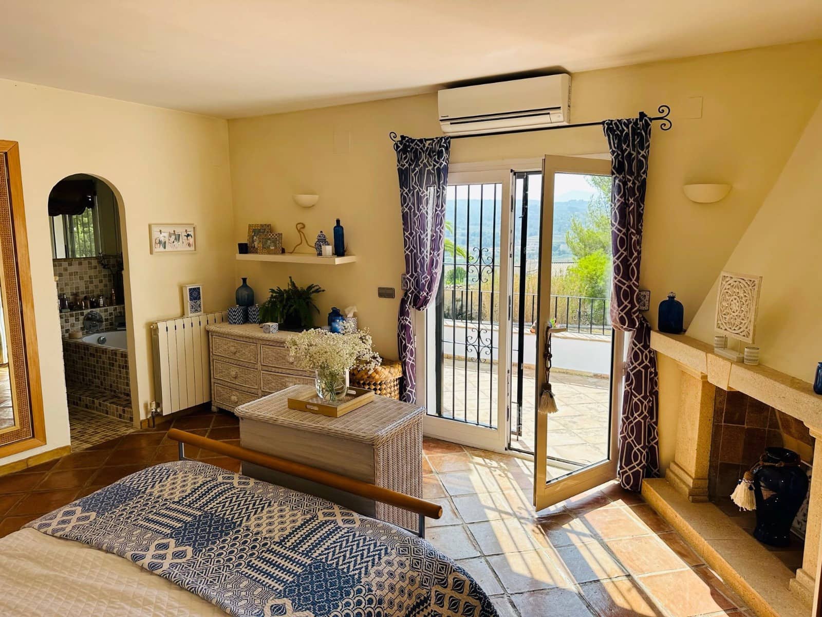 5 makuuhuone Huvila myytävänä paikassa Moraira mukana uima-altaan - 895 000 € (Ref: 8034250)