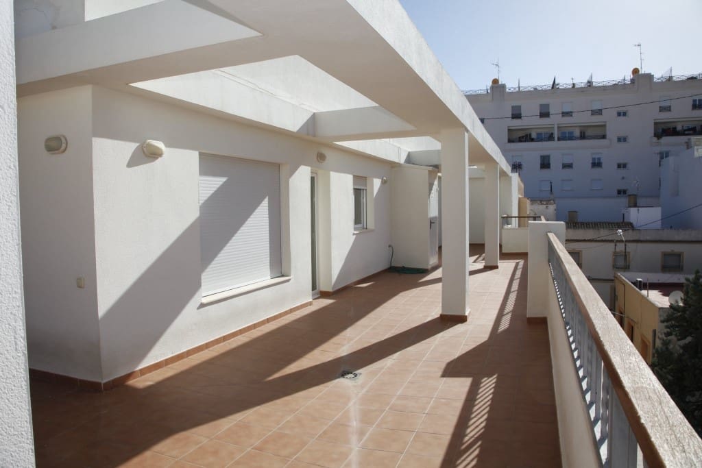 3 quarto Apartamento para venda em Calpe / Calp - 299 000 € (Ref: 8098446)