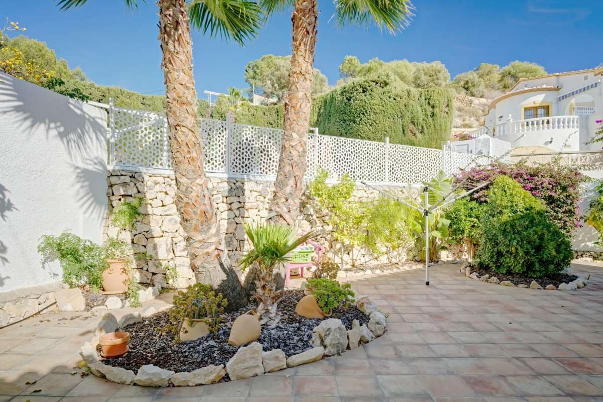 3 bedroom Villa for sale in Calpe / Calp with pool - € 499,900 (Ref: 8200651)