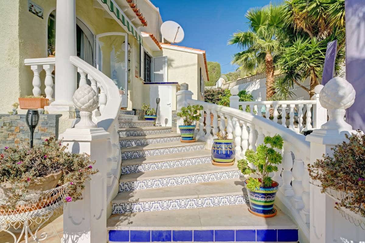 3 bedroom Villa for sale in Calpe / Calp with pool - € 499,900 (Ref: 8200651)