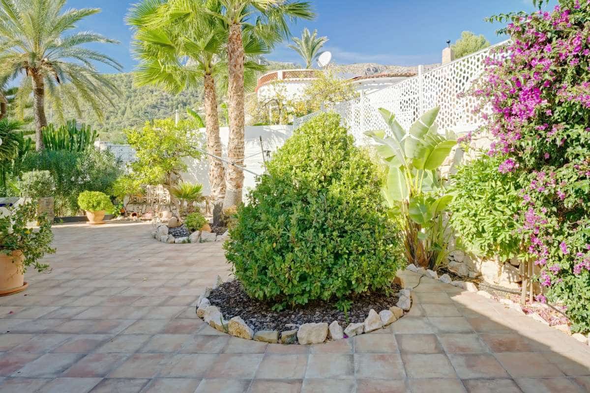 3 bedroom Villa for sale in Calpe / Calp with pool - € 499,900 (Ref: 8200651)