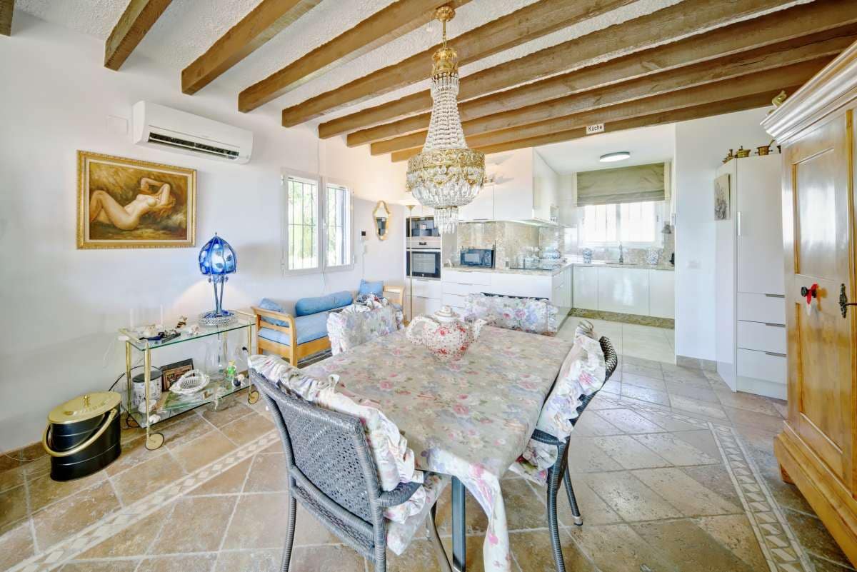 3 bedroom Villa for sale in Calpe / Calp with pool - € 499,900 (Ref: 8200651)