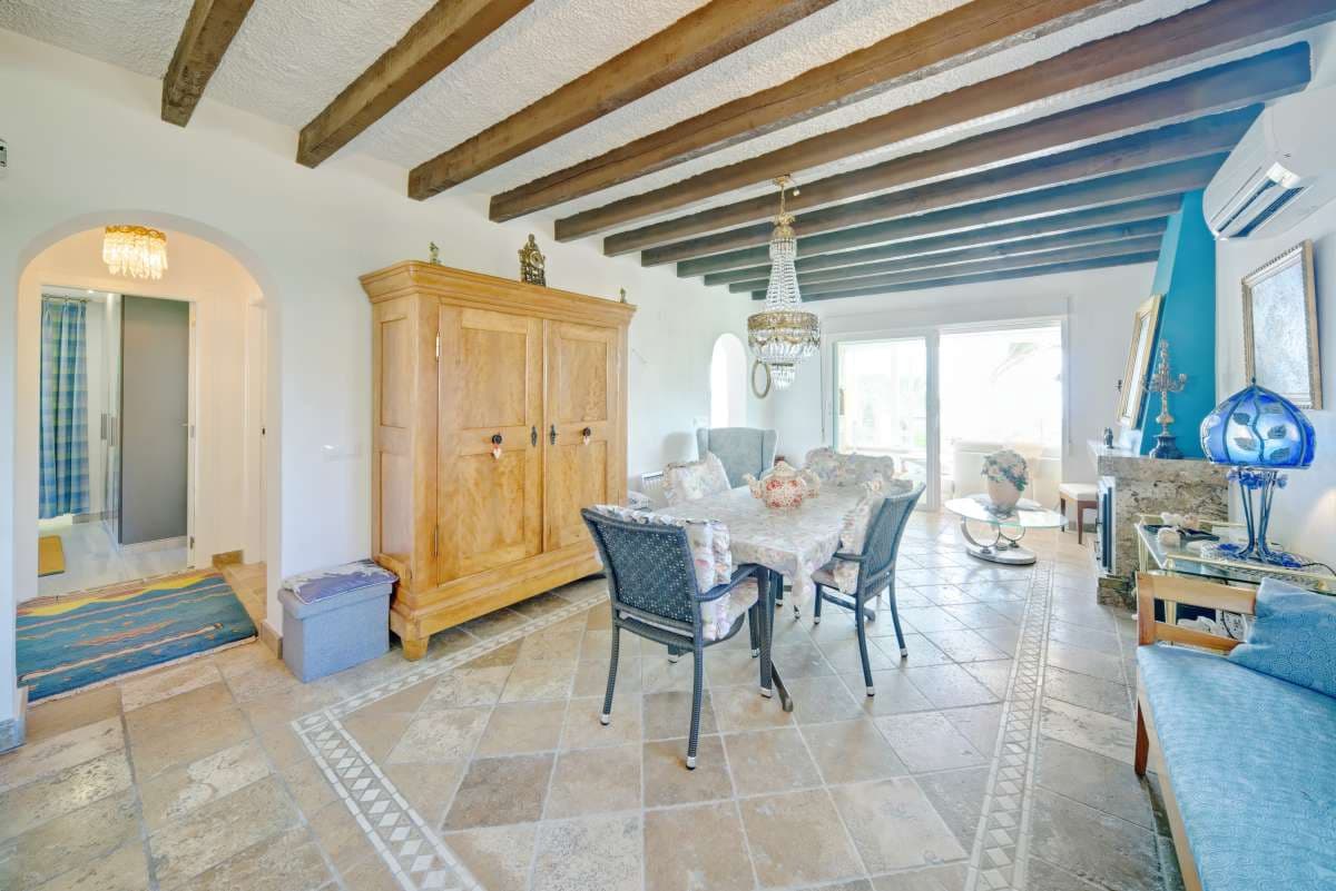 3 bedroom Villa for sale in Calpe / Calp with pool - € 499,900 (Ref: 8200651)