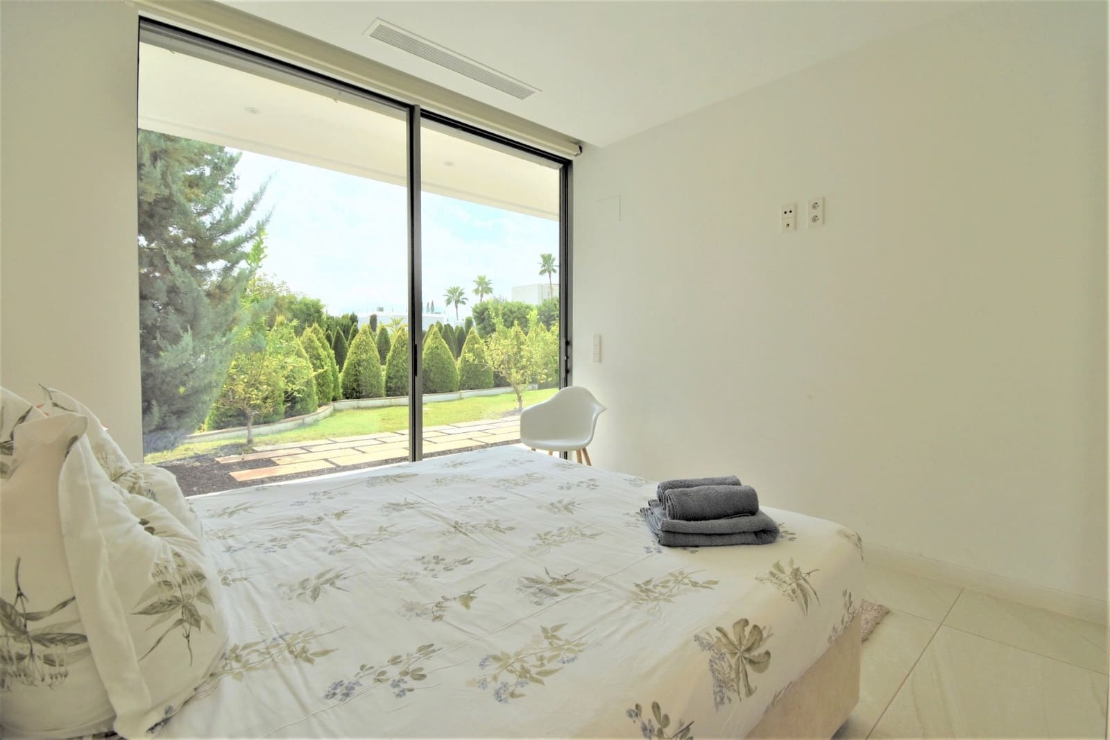 3 quarto Moradia para venda em Las Colinas Golf - 1 200 000 € (Ref: 9022025)