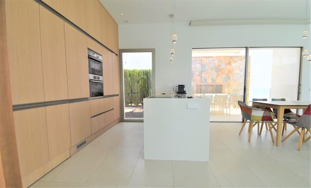 3 quarto Moradia para venda em Las Colinas Golf, Orihuela - 1 200 000 € (Ref: 9022025)