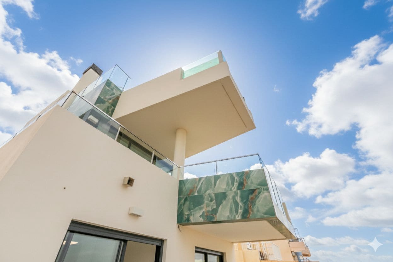 3 chambre Penthouse à vendre à Oliva avec piscine garage - 950 000 € (Ref: 9420643)