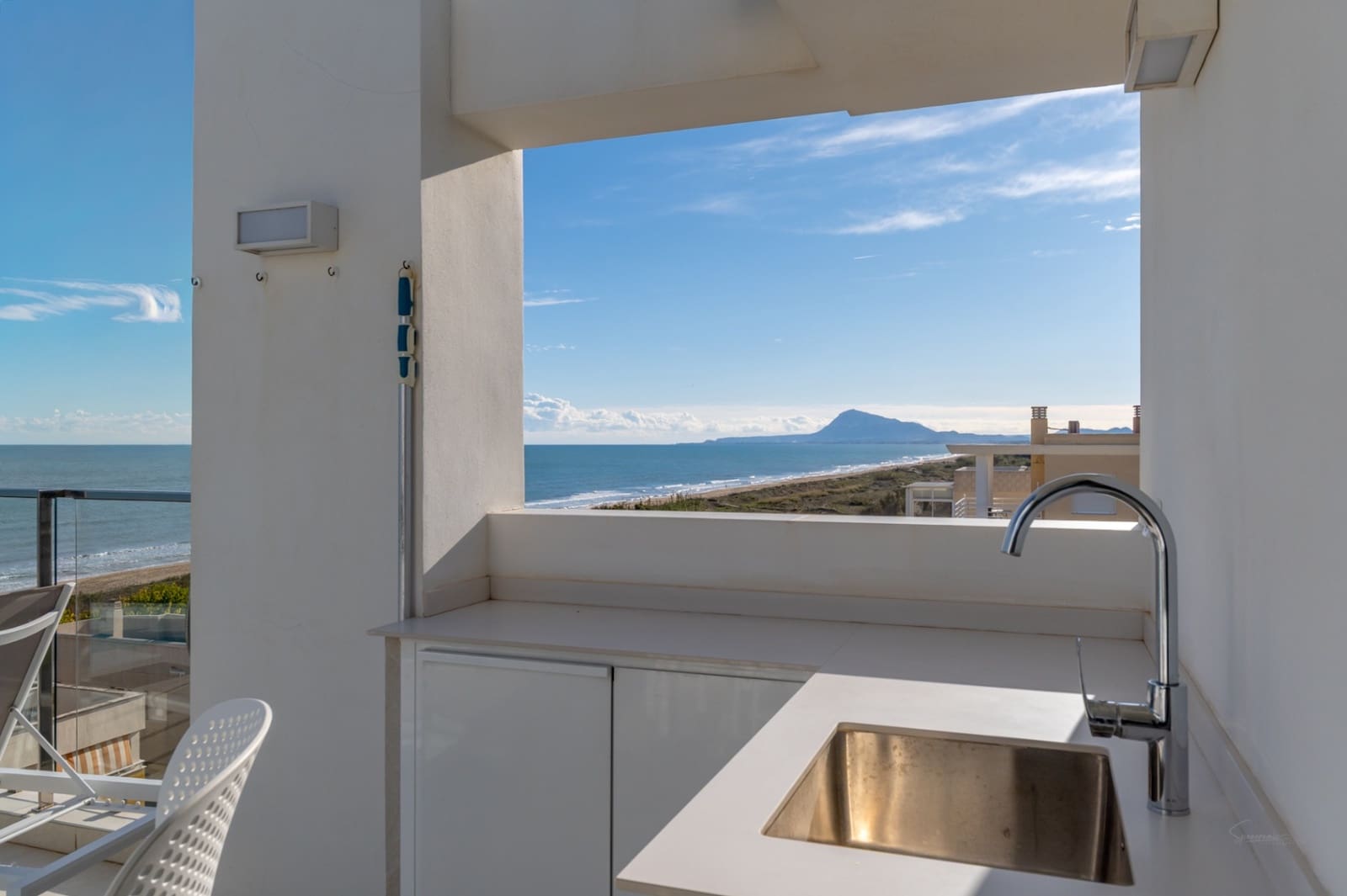 3 chambre Penthouse à vendre à Oliva avec piscine garage - 950 000 € (Ref: 9420643)