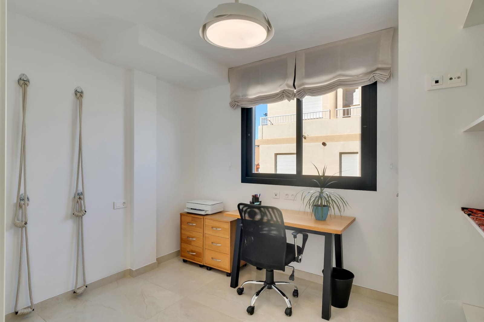 3 chambre Penthouse à vendre à Oliva avec piscine garage - 950 000 € (Ref: 9420643)