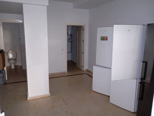 Ristorante/Bar da affittare in Puerto de la Duquesa, Manilva - 1.100 € (Rif: 9801282)