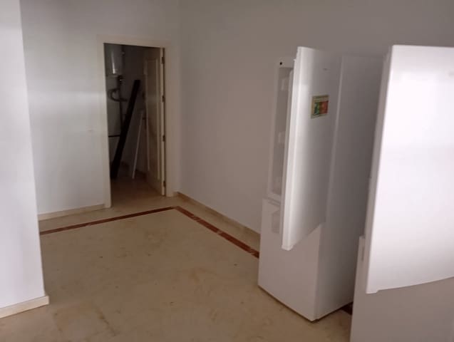 Ristorante/Bar da affittare in Puerto de la Duquesa, Manilva - 1.100 € (Rif: 9801282)