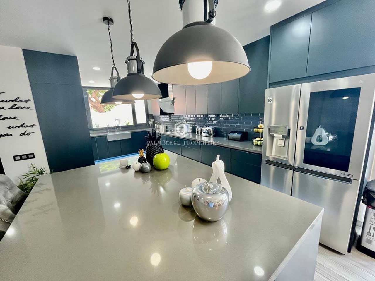 2 soverom Villa til salgs i San Miguel de Abona med svømmebasseng garasje - € 1 800 000 (Ref: 10086029)