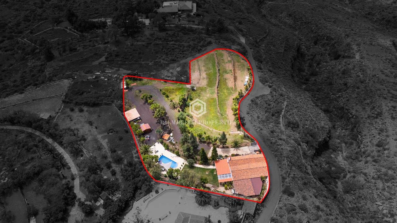 3 bedroom Finca/Country House for sale in Arona with pool - € 1,250,000 (Ref: 10102469)