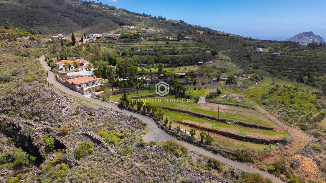 3 bedroom Finca/Country House for sale in Arona with pool - € 1,250,000 (Ref: 10102469)