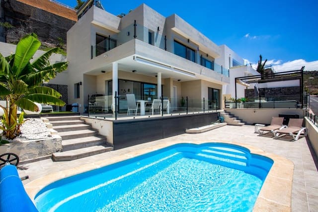 3 soveværelse Villa til salg i Roque del Conde, Adeje med swimmingpool garage - € 1.480.000 (Ref: 10136004)