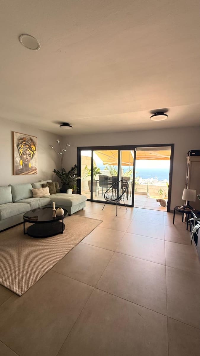 2 soveværelse Byhus til salg i Roque del Conde med swimmingpool garage - € 660.000 (Ref: 10136015)