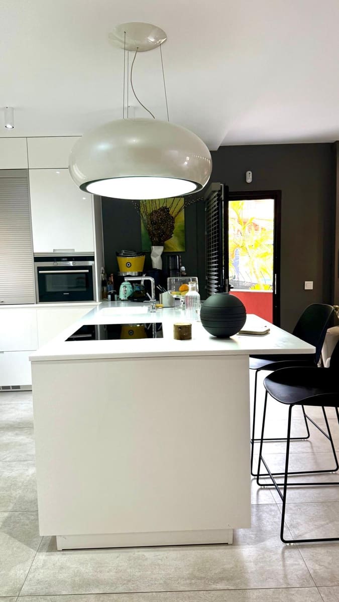 2 bedroom Townhouse for sale in Adeje with garage - € 495,000 (Ref: 10136029)