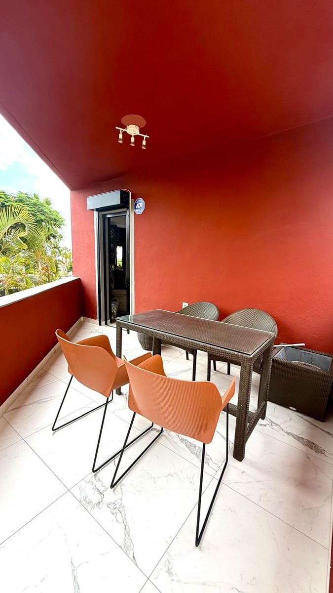 2 bedroom Townhouse for sale in Adeje with garage - € 495,000 (Ref: 10136029)