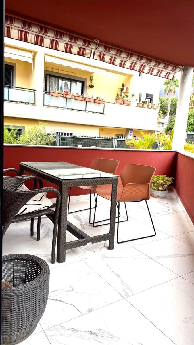 2 bedroom Townhouse for sale in Adeje with garage - € 495,000 (Ref: 10136029)