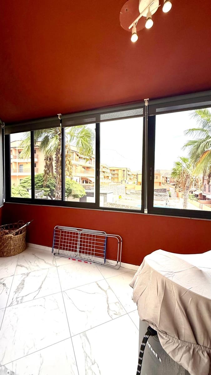 2 bedroom Townhouse for sale in Adeje with garage - € 495,000 (Ref: 10136029)