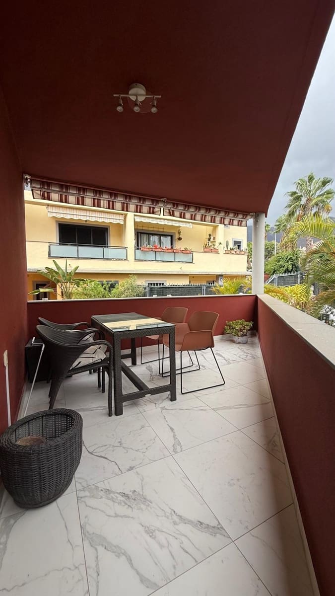 2 bedroom Townhouse for sale in Adeje with garage - € 495,000 (Ref: 10136029)