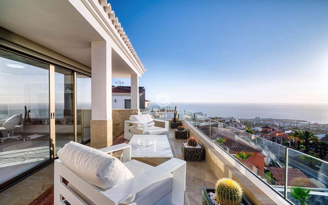 4 chambre Villa/Maison à vendre à Costa Adeje avec piscine garage - 4 500 000 € (Ref: 10148833)