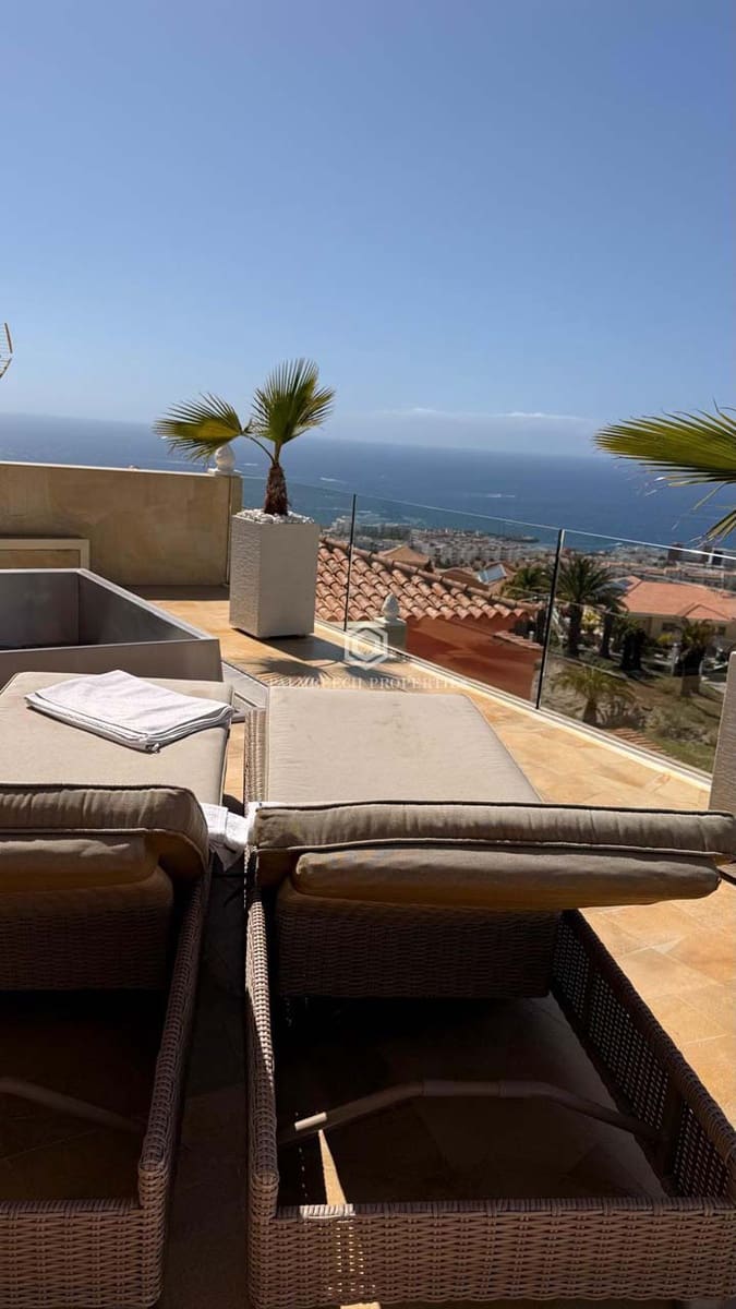 4 chambre Villa/Maison à vendre à Costa Adeje avec piscine garage - 4 500 000 € (Ref: 10148833)