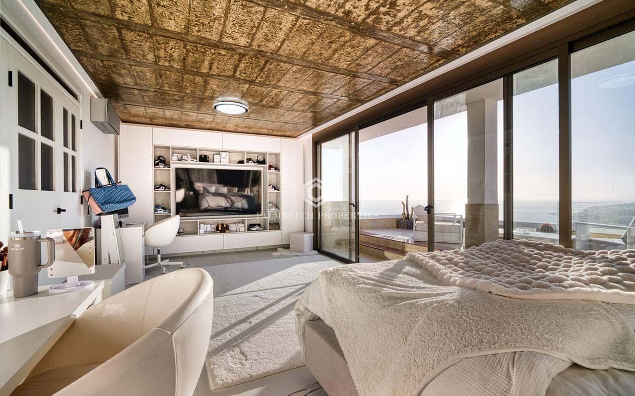 4 chambre Villa/Maison à vendre à Costa Adeje avec piscine garage - 4 500 000 € (Ref: 10148833)