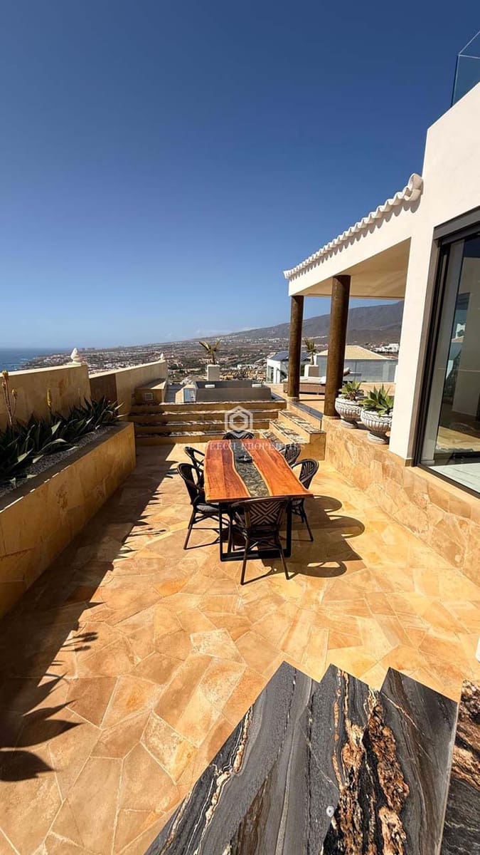 4 chambre Villa/Maison à vendre à Costa Adeje avec piscine garage - 4 500 000 € (Ref: 10148833)