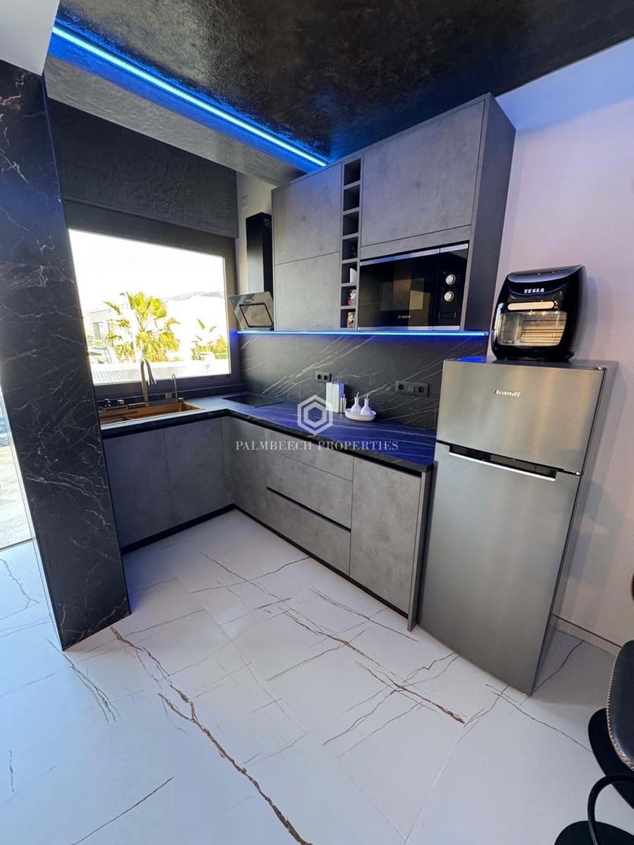 4 chambre Villa/Maison à vendre à Costa Adeje avec piscine garage - 4 500 000 € (Ref: 10148833)