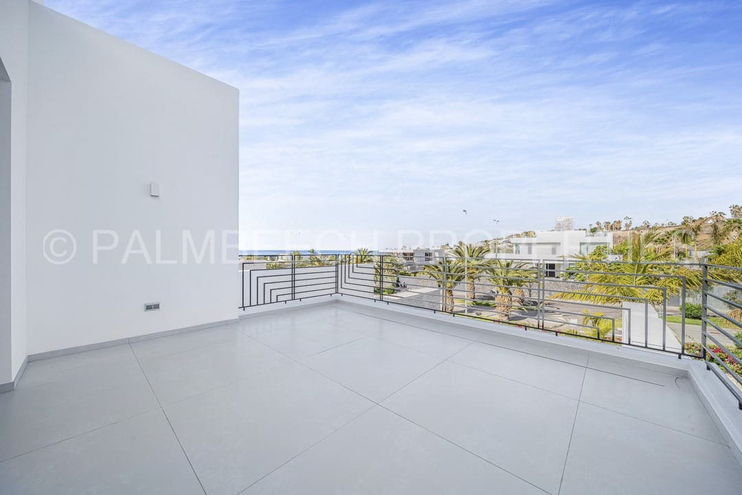 5 soveværelse Villa til salg i La Caleta Adeje med swimmingpool garage - € 6.150.000 (Ref: 6958633)