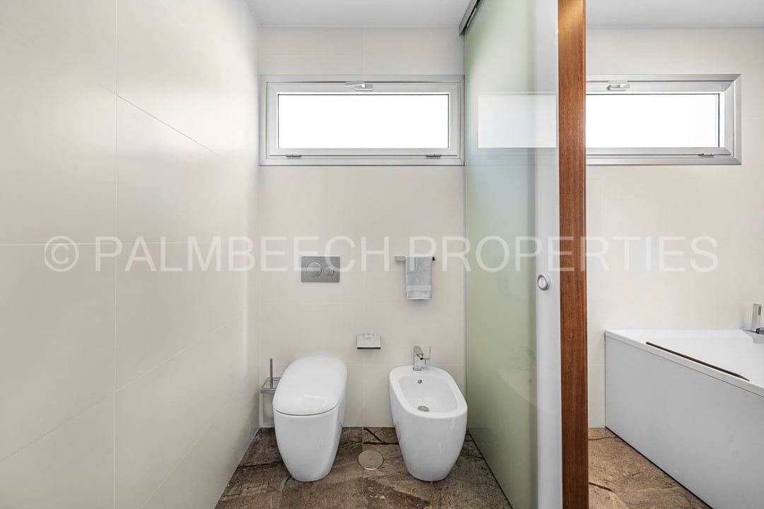 5 soveværelse Villa til salg i La Caleta Adeje med swimmingpool garage - € 6.150.000 (Ref: 6958633)