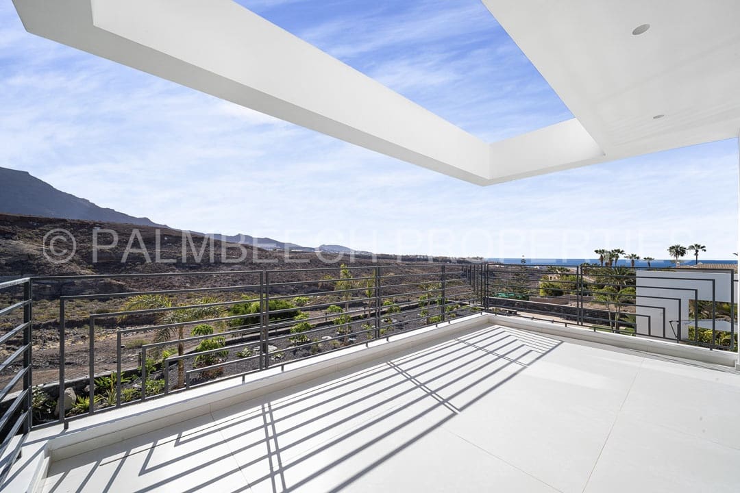 5 soveværelse Villa til salg i La Caleta Adeje med swimmingpool garage - € 6.150.000 (Ref: 6958633)