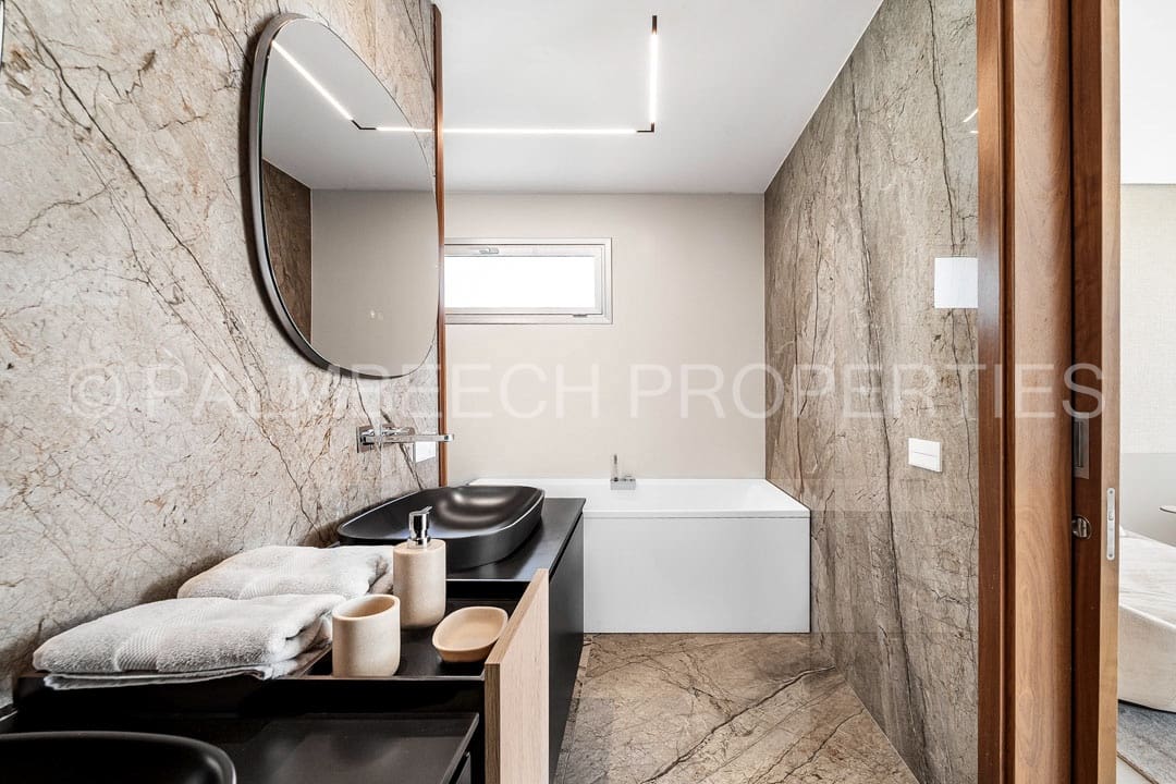 5 soveværelse Villa til salg i La Caleta Adeje med swimmingpool garage - € 6.150.000 (Ref: 6958633)