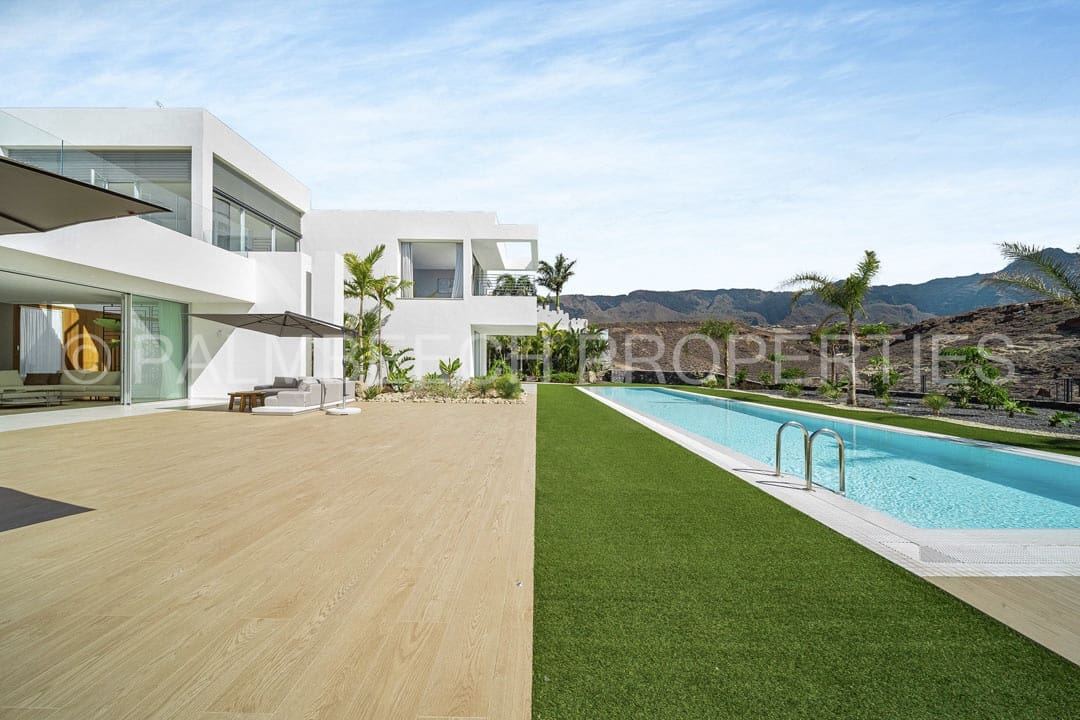 5 soveværelse Villa til salg i La Caleta Adeje med swimmingpool garage - € 6.150.000 (Ref: 6958633)